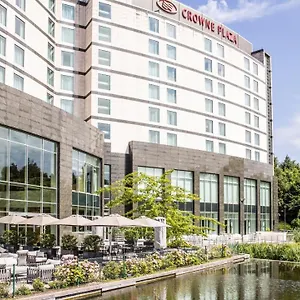 crowne-plaza-brussels-airport.hotelsghent.com/